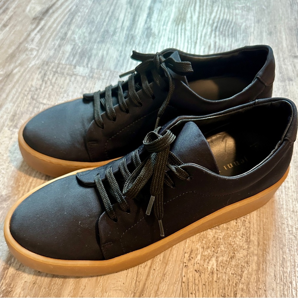 Jenni Kayne Skater Sneaker size 38